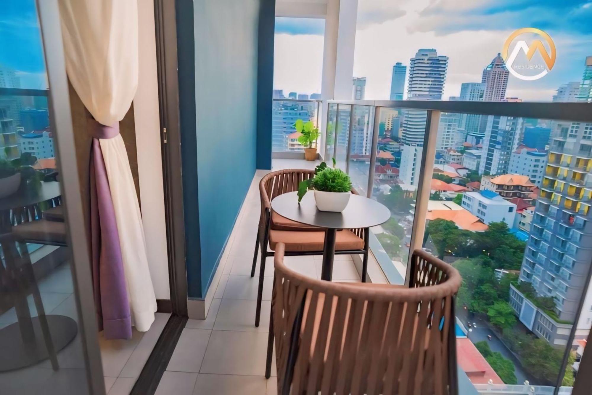 Hotel Serviced Condo Unique Infinity Pool With Mekong River View Phnom Penh Esterno foto